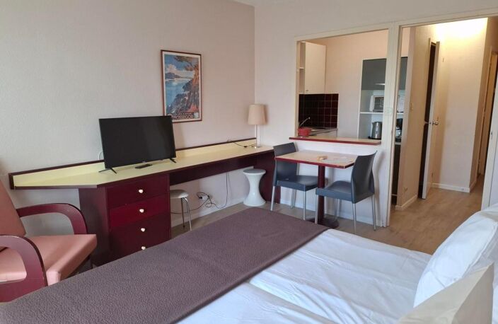 Appartement À Vendre — photo 2