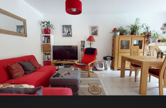 Appartement F3 en rez-de-chaussée avec terrasse de 48 m², grand garage et place de parking — photo 3