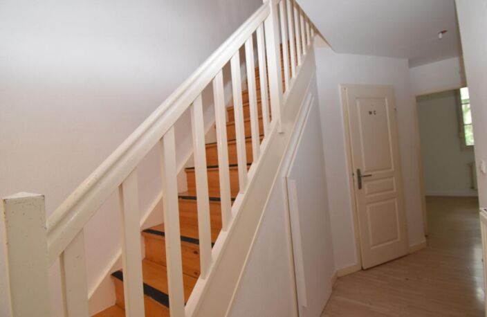 Appartement À Vendre — photo 2