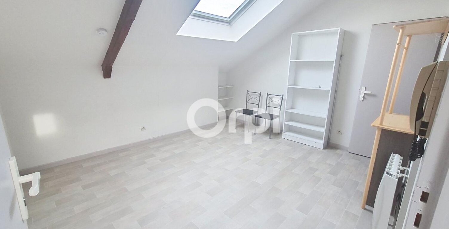 Studio à louer — photo 1