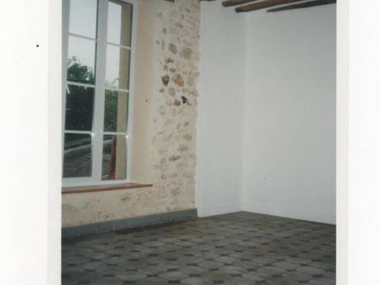 Maison de 98m2 à louer sur Saint-Pierre-de-Bailleul — photo 1