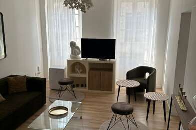 Appartement 4 pièces 1200 €
