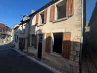 SANCERRE CENTRE-VILLAGE — Maison de caractère à rénover entièrement avec jardinet et garage — photo 4