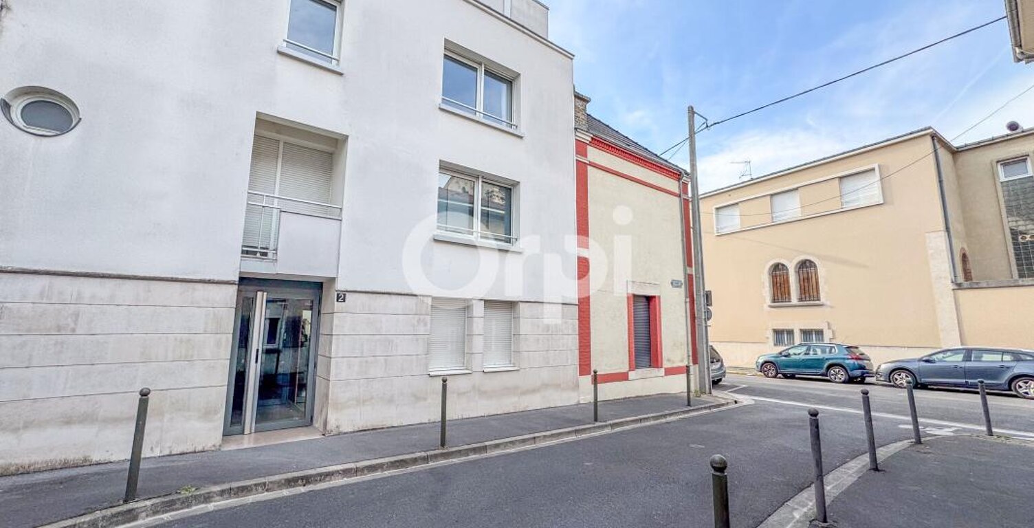 Appartement À Vendre — photo 1