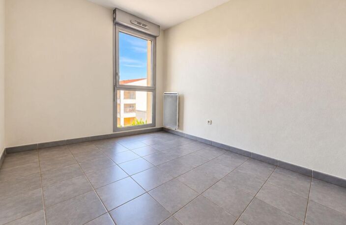 Toulouse Saint-Simon — Superbe T4 de 92 m² avec terrasse 30 m2 & 2 parkings en sous-sol — photo 4