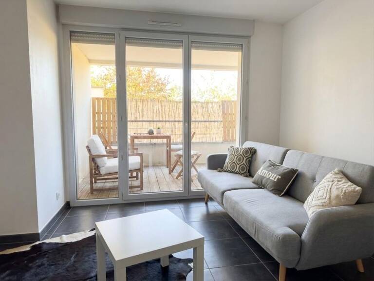 T2 / CASTANET-TOLOSAN / PARKING SOUS-SOL BOXABLE / TERRASSE — photo 1
