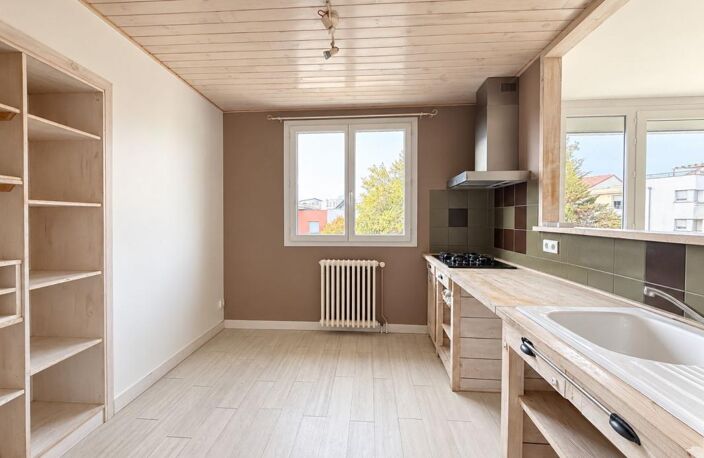 TOULOUSE GRAND SELVE – APPARTEMENT T3 EN DERNIER ÉTAGE AVEC PARKING ET CELLIER — photo 3