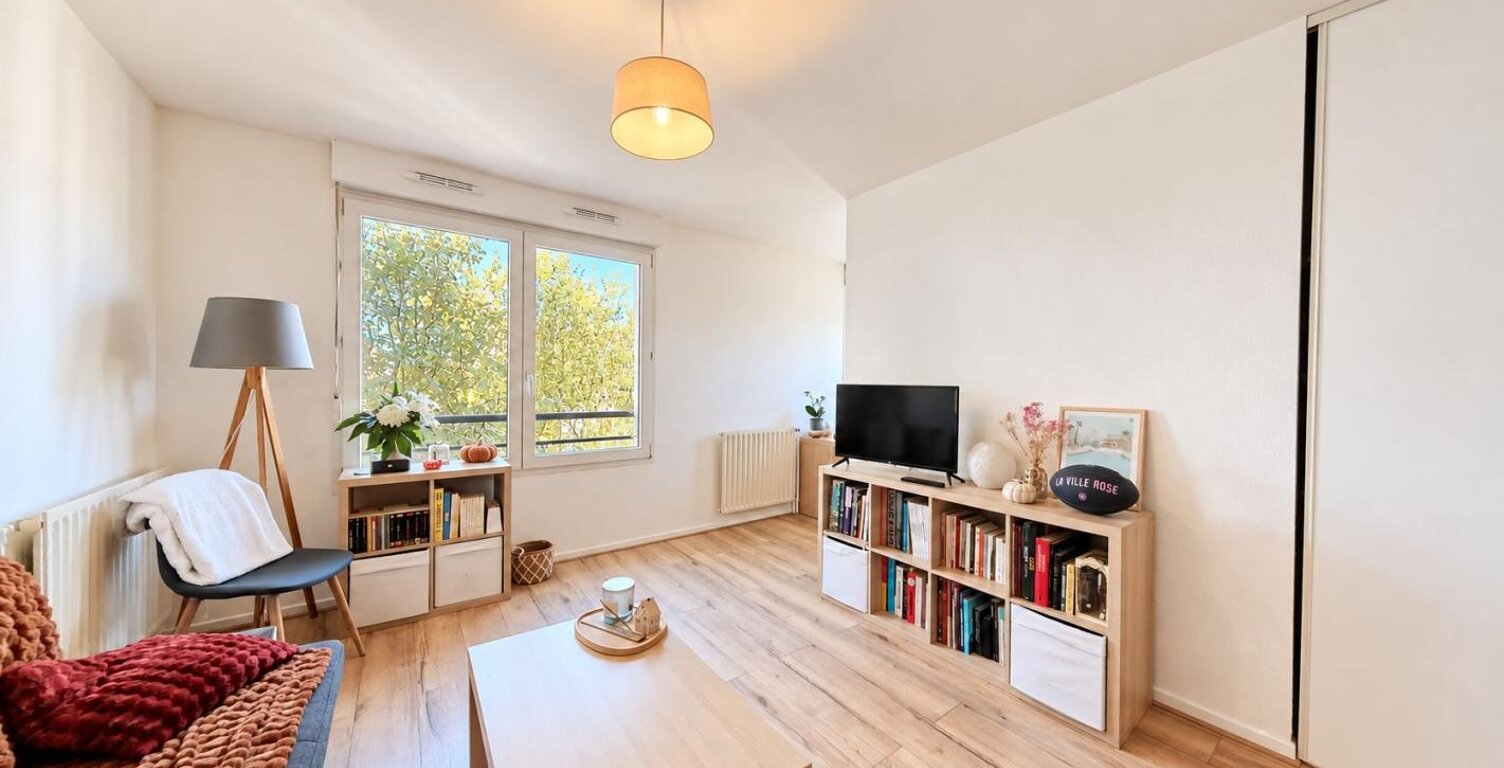 Appartement T1 bis – 35m² environ – Jolimont / Roseraie – Parking en sous-sol — photo 1
