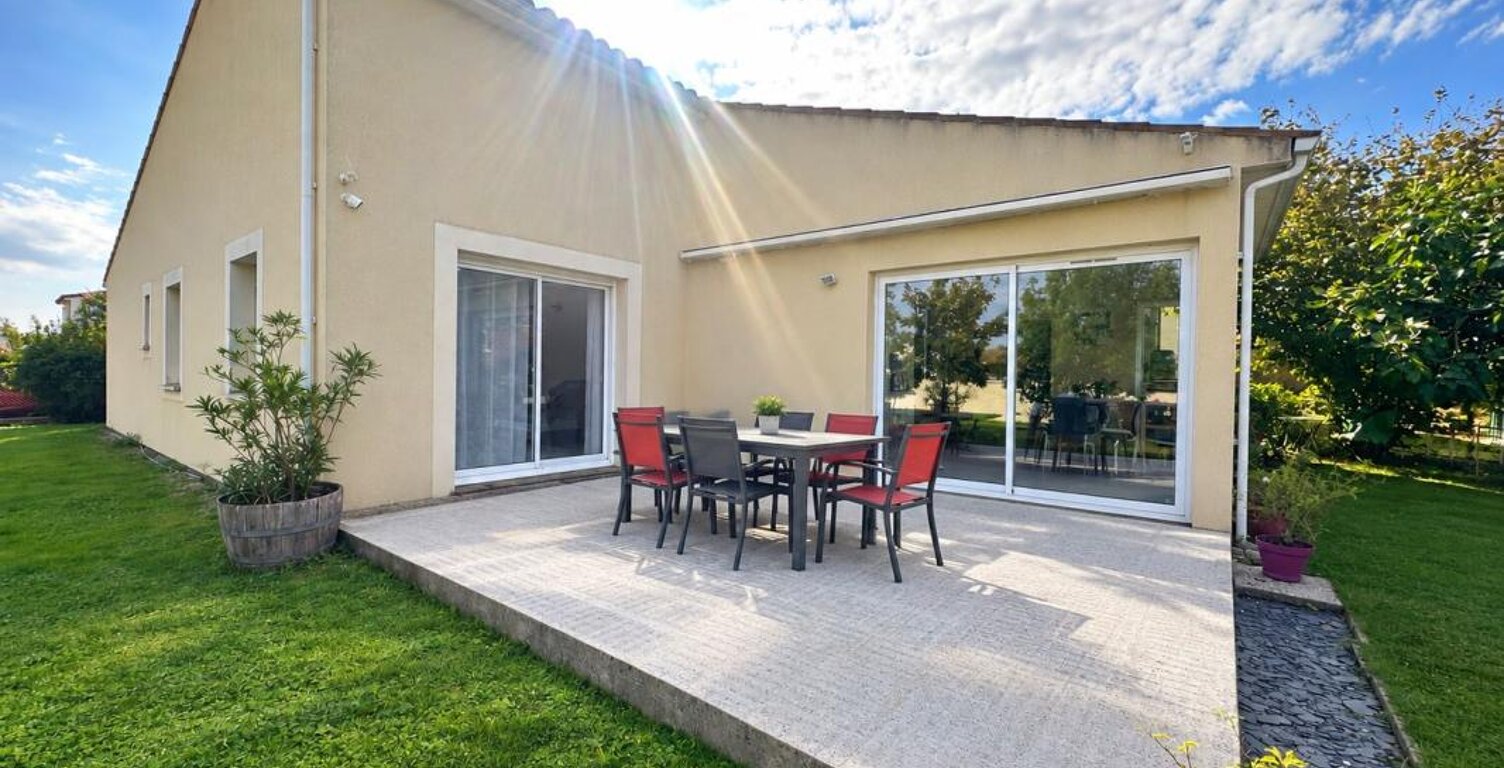 Maison À Vendre — photo 1