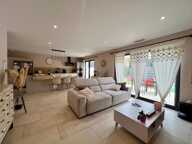 VILLA T3 DE PLAIN PIED AVEC JARDIN PISCINE ET GARAGE — photo 2