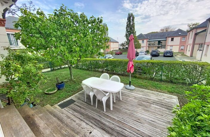 Appartement À Vendre avec jardin, garage et parking privé — photo 3