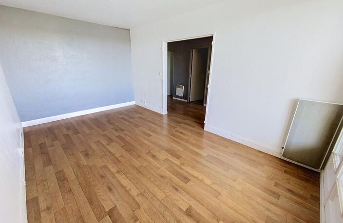 Appartement À Vendre avec terrasse et parking — photo 2