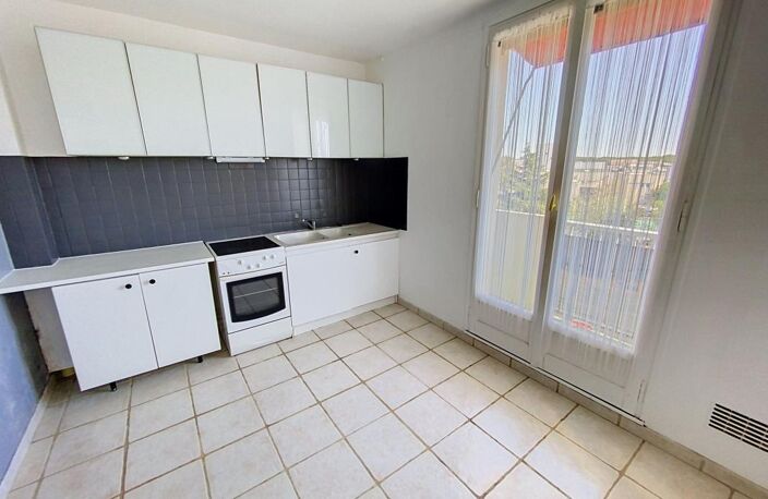 Appartement À Vendre avec terrasse et parking — photo 5