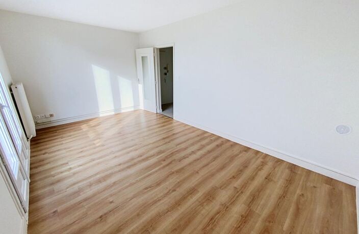 Appartement À Vendre avec une place de parking privée — photo 4