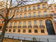 Toulouse Jean-Jaures Wilson appartement type 3  à aménager dans immeuble de caractère — photo 3