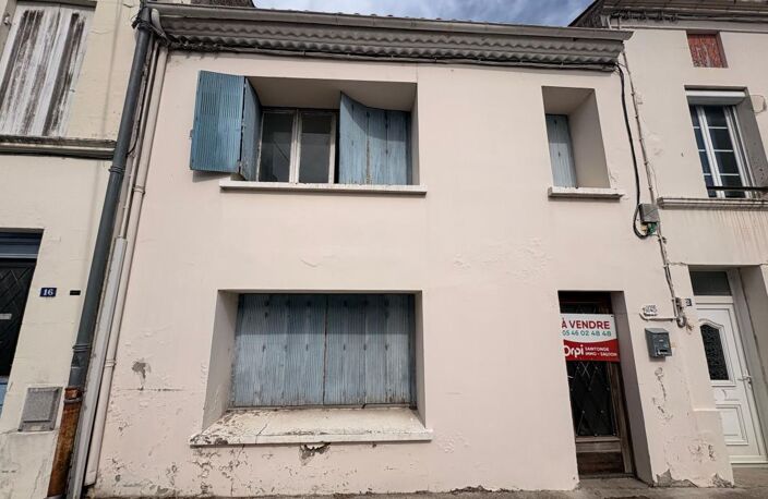 Maison de ville à rénover à fort potentiel – 157 m² habitables – Terrain de 769 m² — photo 2