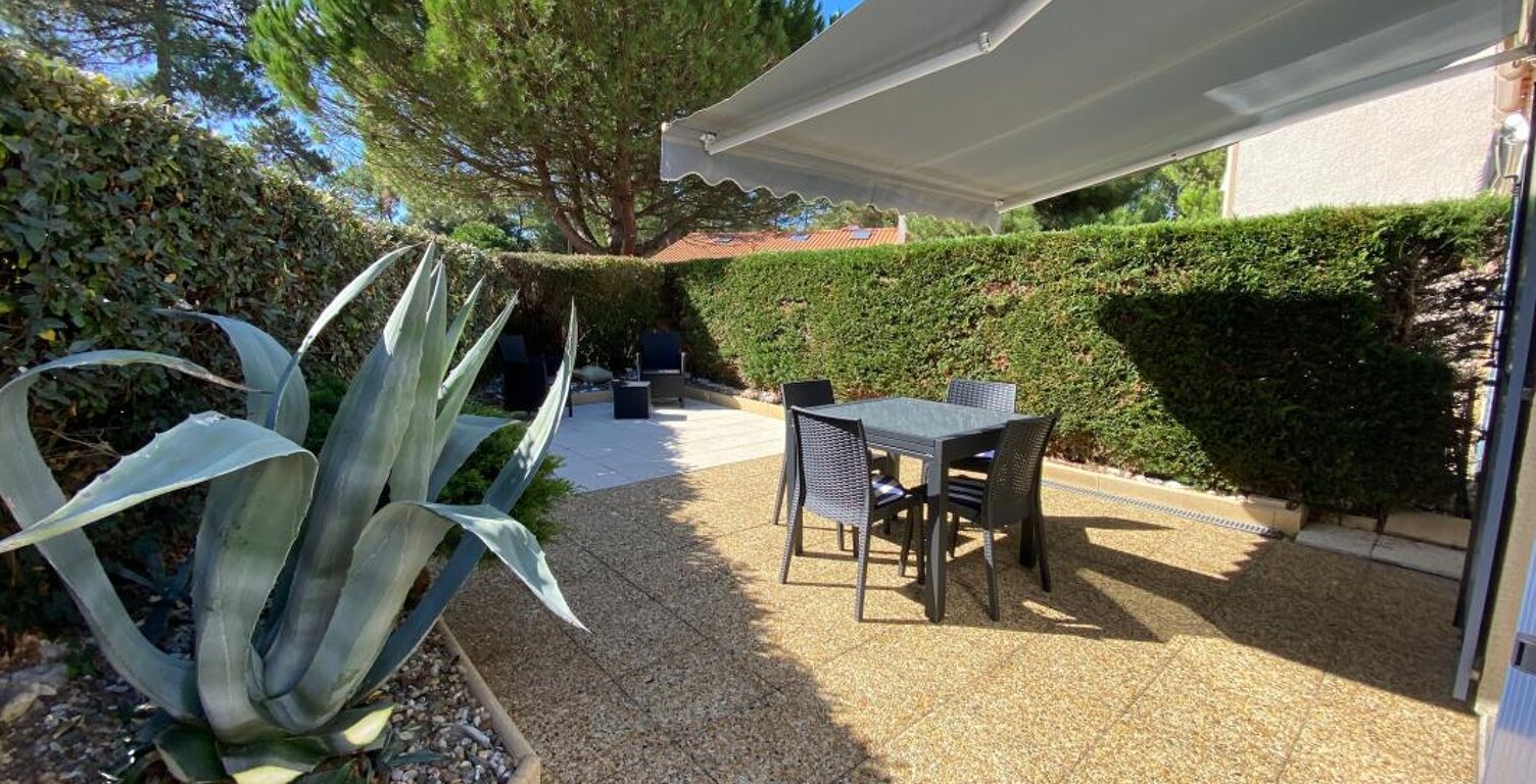 LA PALMYRE MAISON DANS RÉSIDENCE BOISÉ AVEC PISCINE, 400m CENTRE-VILLE — photo 1