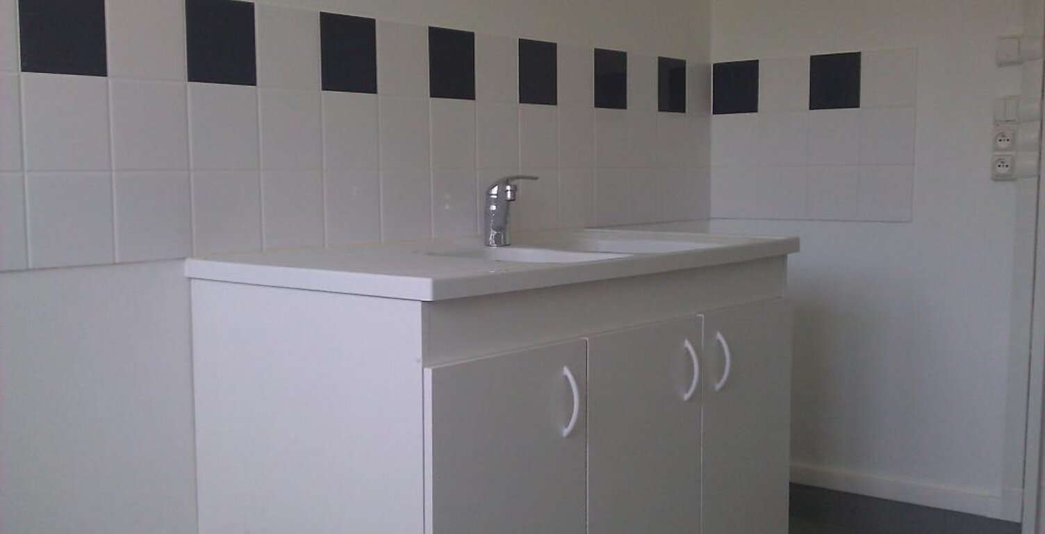 Leasing Appartement 4  pièces 70 m² Châtillon-sur-Indre — photo 1