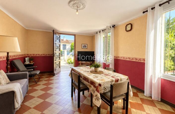 MAISON DE CHARME AVEC JARDIN — photo 2
