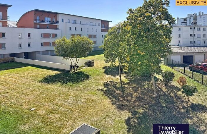 T2 LONGCHAMPS GARAGE SUR JARDIN — photo 2