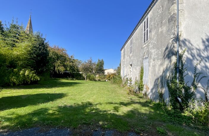 Terrain constructible de 1078 m² à vendre au cœur de Bourgneuf — photo 4