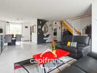 Le Plessis-Trévise-Maison 240 m2 au sol-Parcelle720m2-7 pièces-6 chambres-Luminosité-jardin-terrasse-garage-buanderie — photo 2