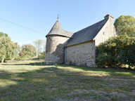Ancien corps de ferme du XVIe siècle — photo 2