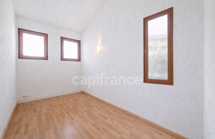 Local professionnel, 37 m², Saint-Jean-de-Luz, secteur Fargeot - proche gare — photo 3