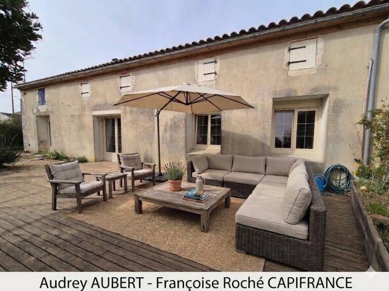 Maison à vendre 8 pièces TONNAY BOUTONNE (17) — photo 1