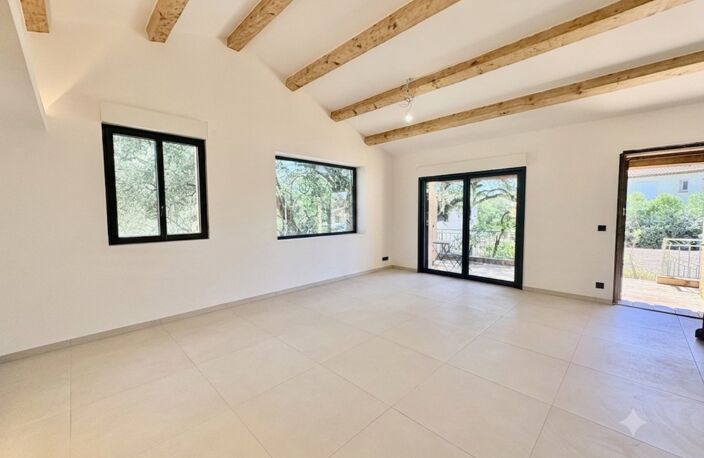 Maison à vendre 4 pièces FREJUS (83) — photo 2