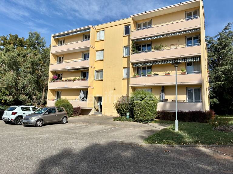 Appartement FRANCHEVILLE 5 pièces, 3 chambres (possibilité 4), proche des commerces, des bus, des écoles — photo 1