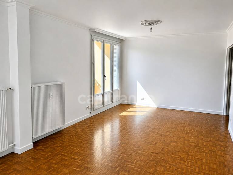 Appartement FRANCHEVILLE 5 pièces, 3 chambres (possibilité 4), proche des commerces, des bus, des écoles — photo 1