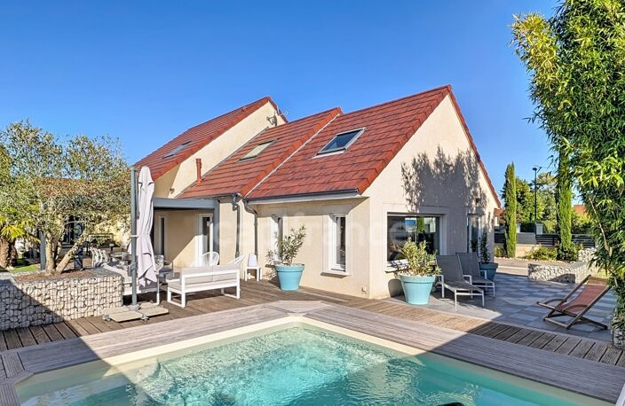 Châtenoy-En-Bresse (71) maison récente à vendre de 158 m² terrain de 1073 m² piscine chauffée Pergola bioclimatique et grand garage ! — photo 2