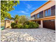 Grande villa familiale de 204 m² avec appartement indépendant, terrain piscinable de 2 178 m² et vue dégagée - Roujan (34320) — photo 2