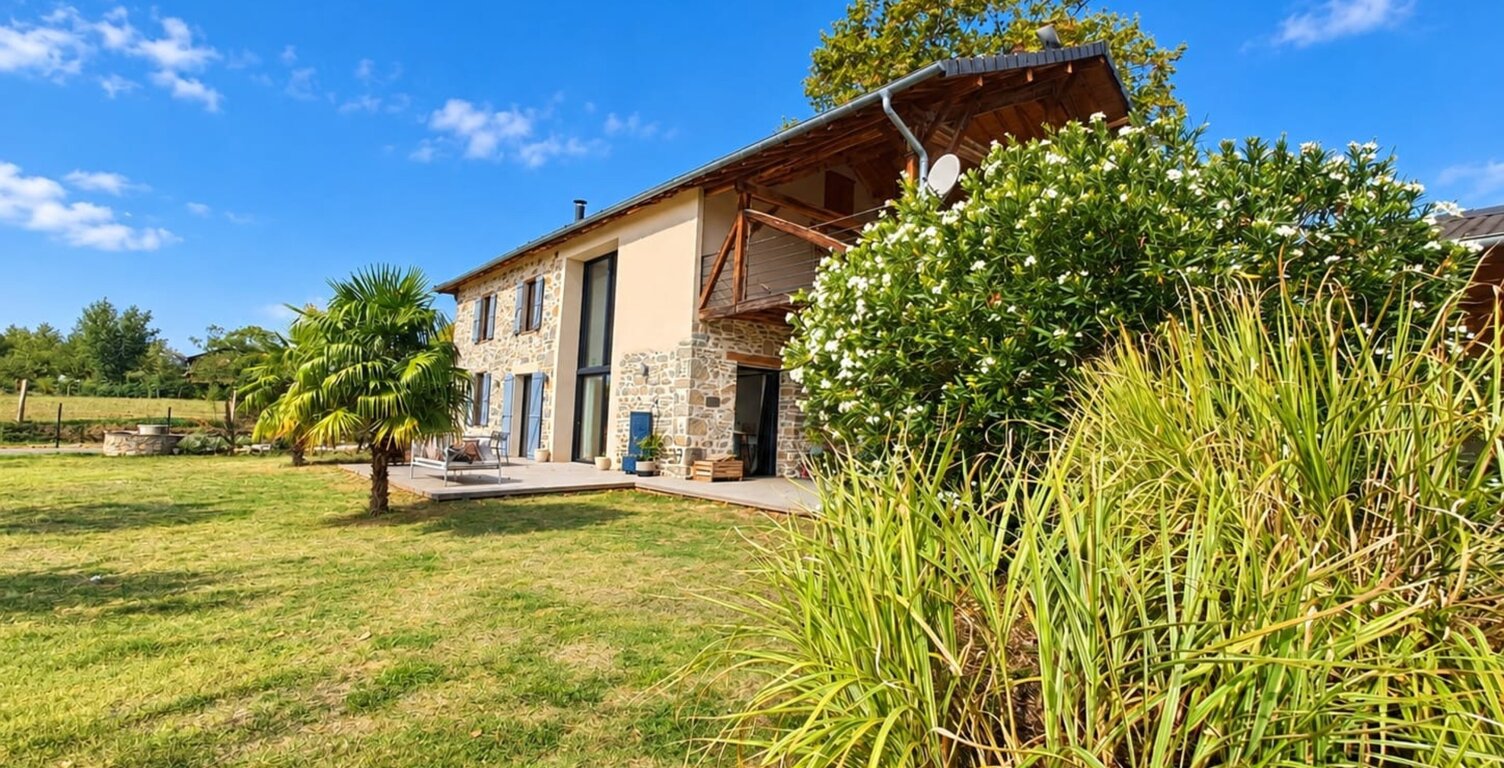 Maison avec piscine et garage à GANTIES (31) — photo 1