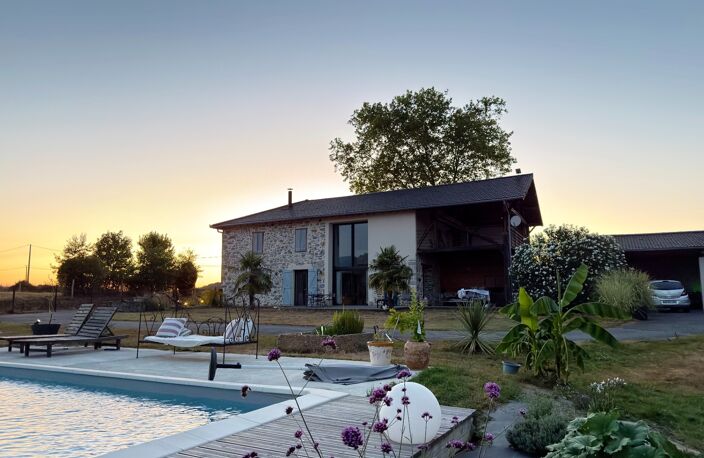 Maison avec piscine et garage à GANTIES (31) — photo 3