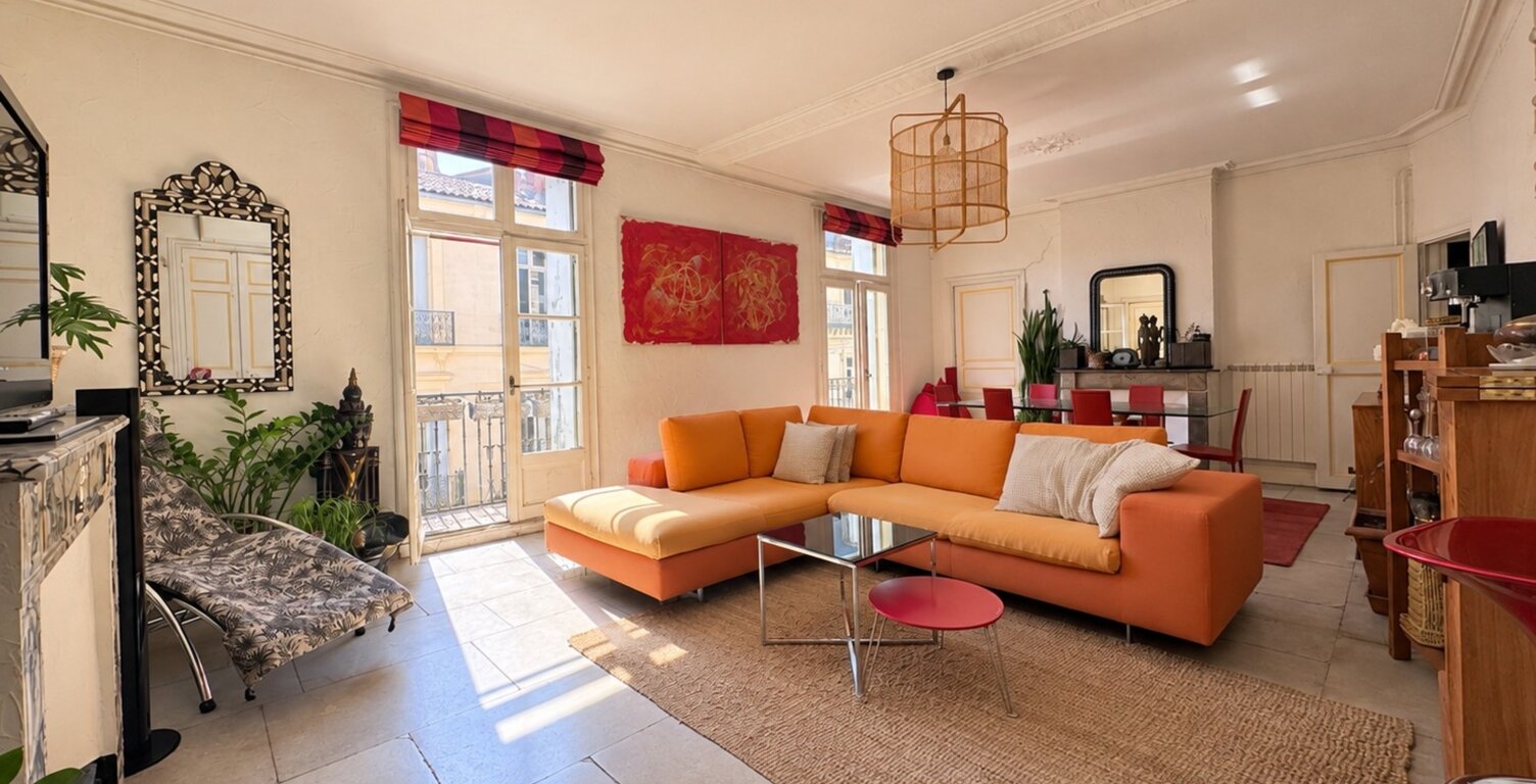 Appartement à vendre 4 pièces MONTPELLIER CENTRE HISTORIQUE (34)- le charme de l'ancien à personnaliser — photo 1