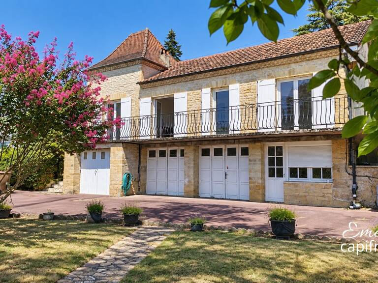 Secteur recherché – Maison avec jardin, garages et studio indépendant — photo 1