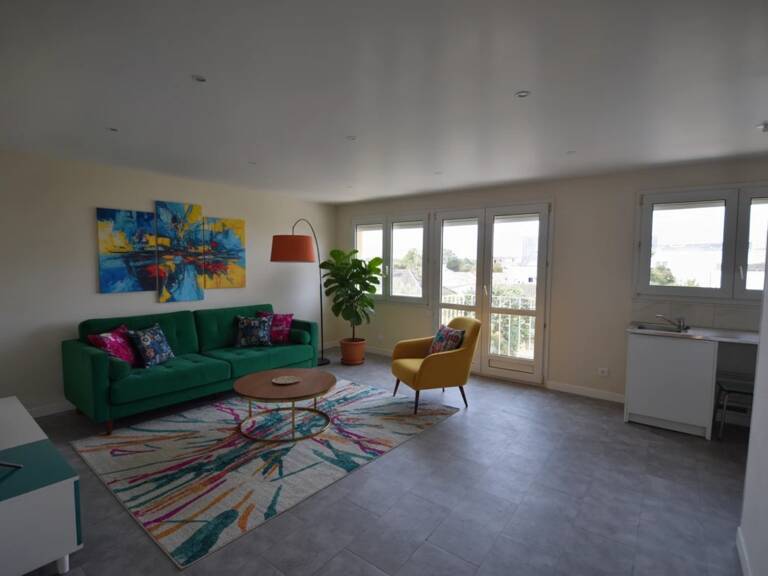 Appartement à vendre 3 pièces ACHERES (78) APPARTEMENT 3 PIÈCES ENTIÈREMENT RÉNOVÉ AVEC BALCON — photo 1