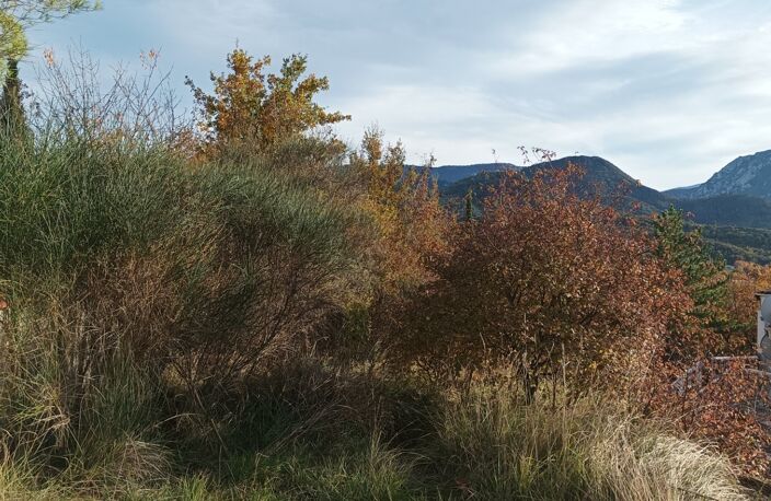 QUILLAN. Dpt Aude (11)  Terrain à bâtir viabilisé 700m² avec vue sur les montagnes – au calme et à seulement 2 km du centre-ville — photo 2