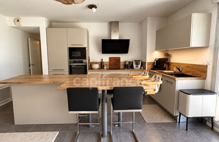 Appartement T3 avec terrasse, jardin et deux stationnements – Centre de Rousset — photo 4