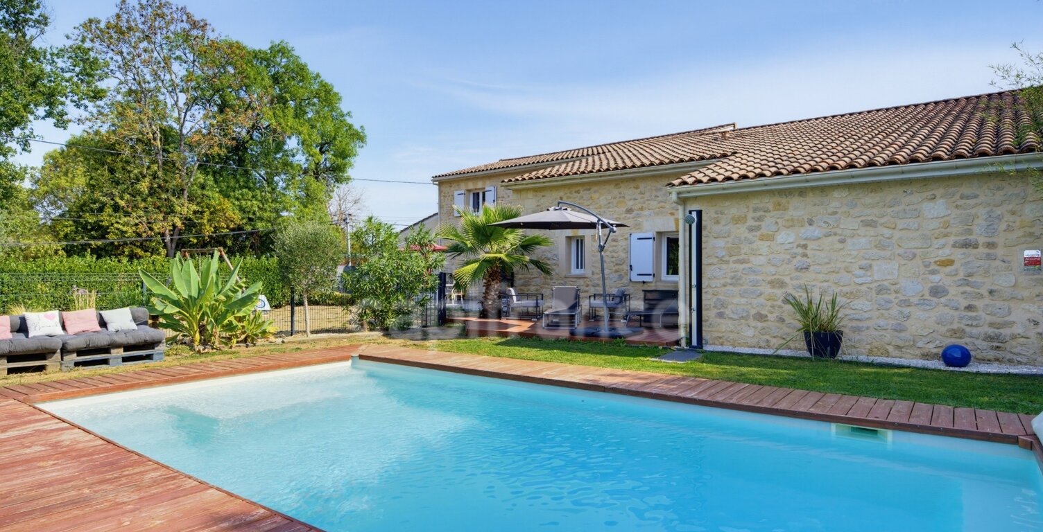 MAGNIFIQUE MAISON EN PIERRE DE 210 M² AVEC PISCINE, GARAGE ET BOULODROME – PROCHE ST EMILION & BORDEAUX — photo 1