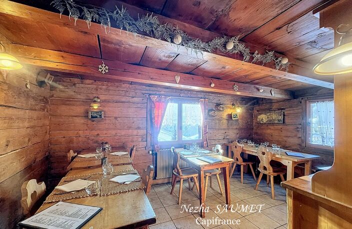 Fonds de commerce à vendre LE GRAND BORNAND (74), bar, restaurant, chambres d'Hôtes, terrasse, veranda, LicenceIV, piste de ski, sud, chalet, pôele à bois, cheminée, authentique — photo 5