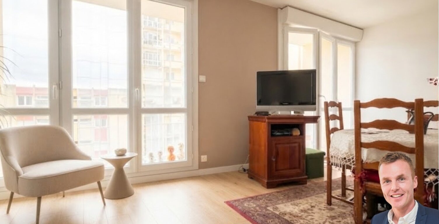 QUIMPER (29) — À VENDRE - Appartement T2 de 49 m² Au 3e étage avec ascenseur - Balcon - Cave — photo 1