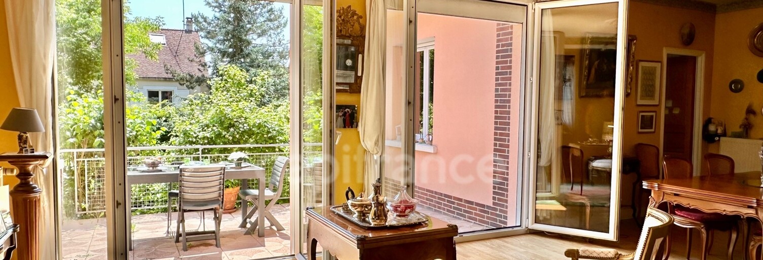 Maison 8 Pièces 210 m² à vendre à Saint-Germain-en-Laye (78100)