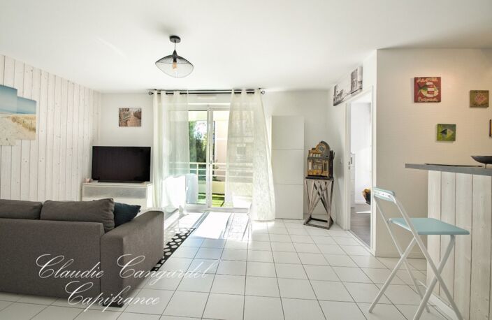 APPARTEMENT 3 PIÈCES AU CŒUR D’UNE RÉSIDENCE DE STANDING AVEC PISCINE, DANS UN ÉCRIN DE VERDURE AUX PORTES DE LA ROCHELLE — photo 2