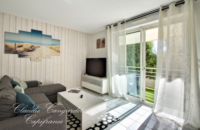 APPARTEMENT 3 PIÈCES AU CŒUR D’UNE RÉSIDENCE DE STANDING AVEC PISCINE, DANS UN ÉCRIN DE VERDURE AUX PORTES DE LA ROCHELLE — photo 3