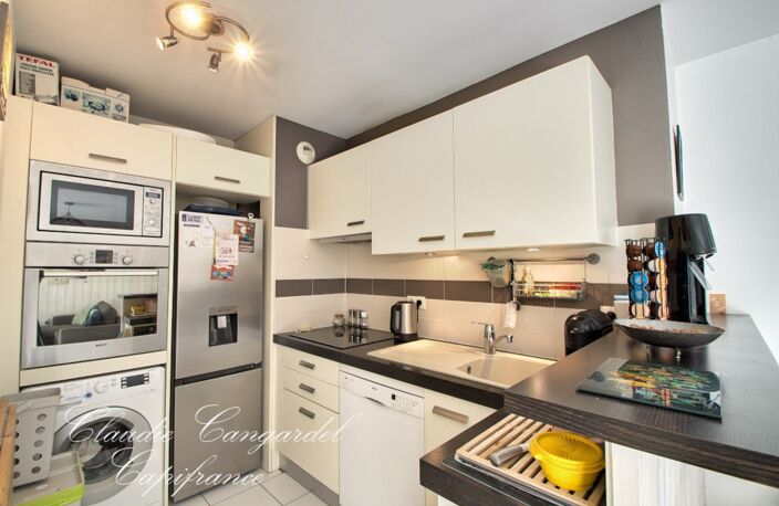 APPARTEMENT 3 PIÈCES AU CŒUR D’UNE RÉSIDENCE DE STANDING AVEC PISCINE, DANS UN ÉCRIN DE VERDURE AUX PORTES DE LA ROCHELLE — photo 5