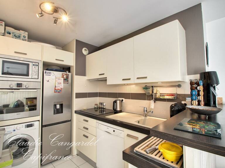 APPARTEMENT 3 PIÈCES AU CŒUR D’UNE RÉSIDENCE DE STANDING AVEC PISCINE, DANS UN ÉCRIN DE VERDURE AUX PORTES DE LA ROCHELLE — photo 1
