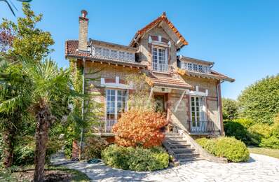 Le Chesnay – Plateau Saint-Antoine | Maison bourgeoise de charme avec jardin enchanteur de 700 m², sans vis-à-vis — photo du bien